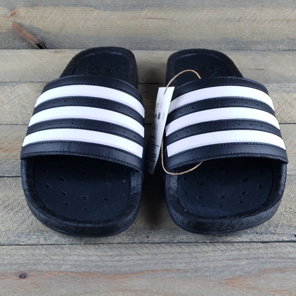adidas Adilette Boost Men\'s Slides Sandals Black White Supreme Cushioning main image 4